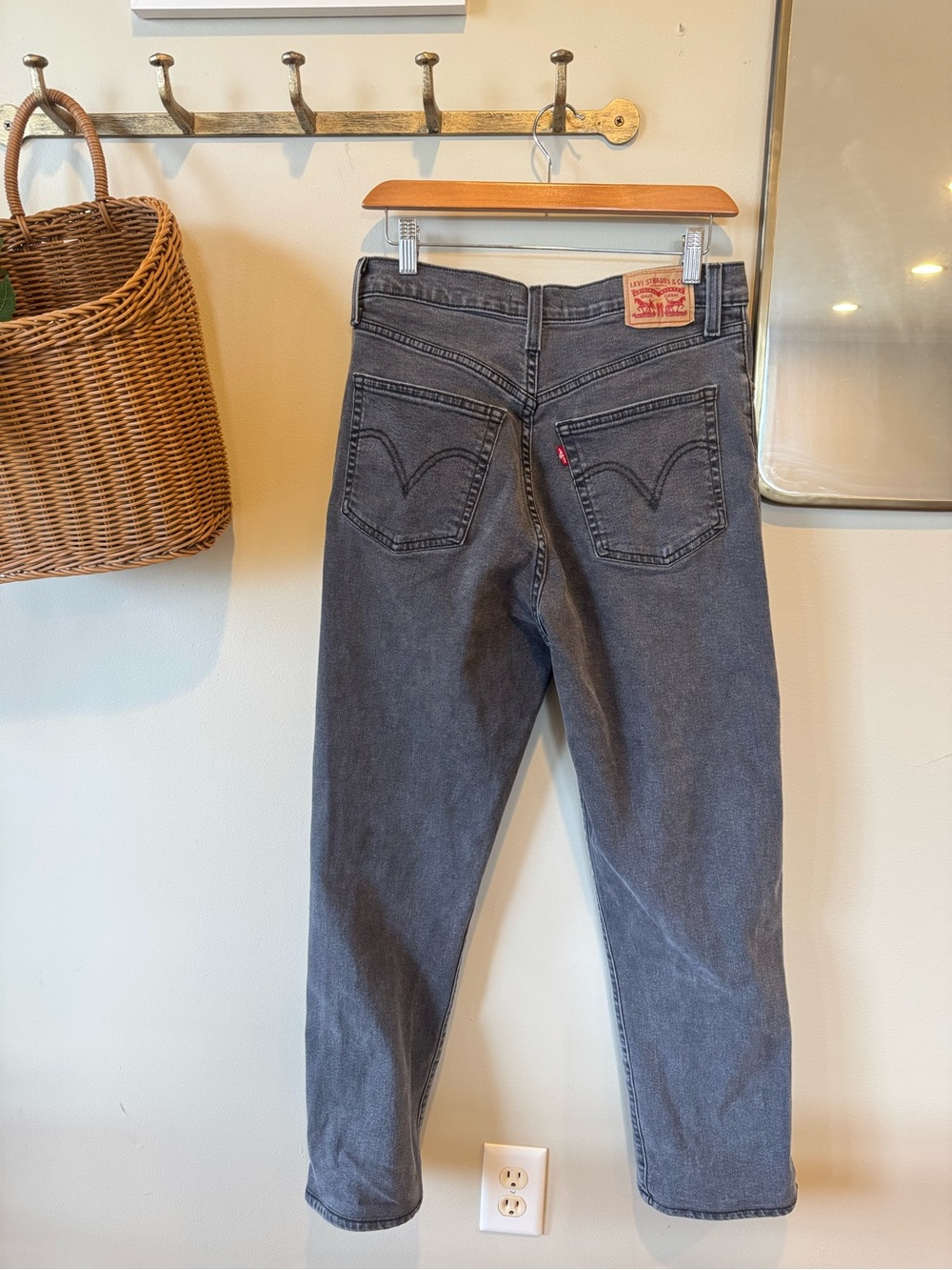 Levi's Ribcage Straight Leg Jeans Gray Wash | Size 31